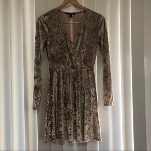 Forever 21 Crushed Velvet Long Sleeve Dress